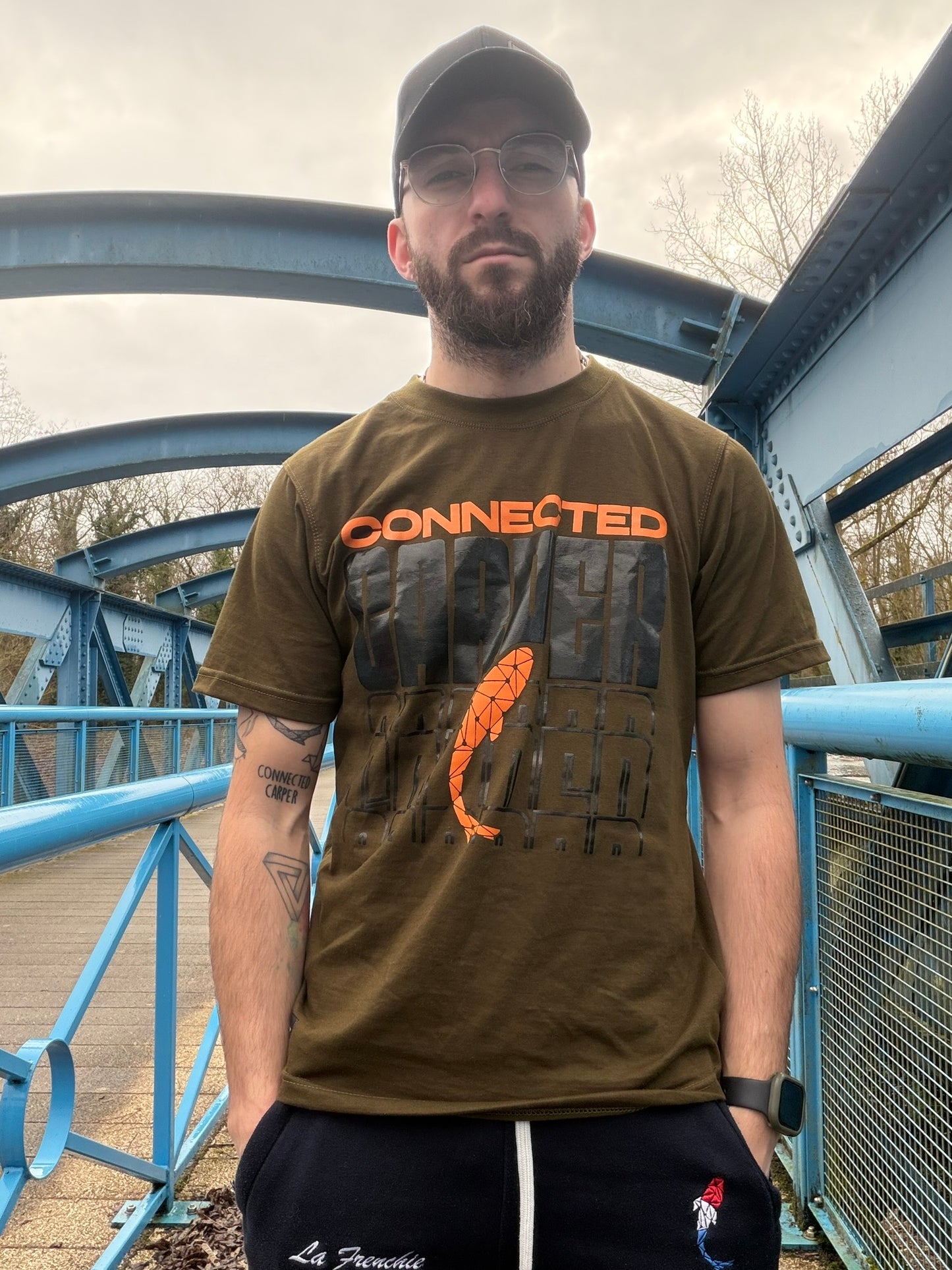 T-shirt Kaki / Orange